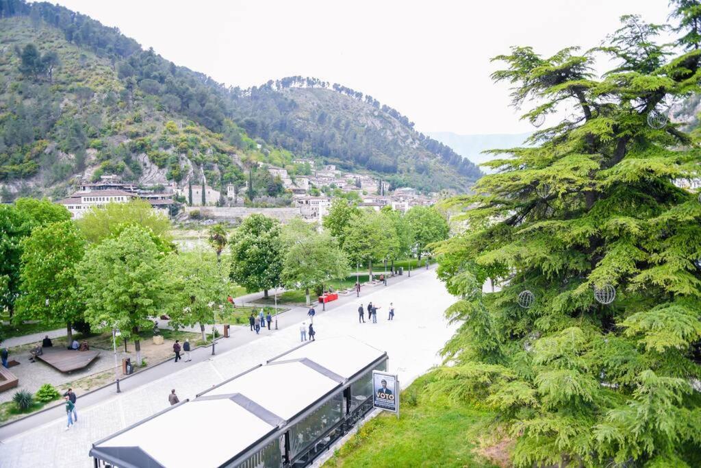 Magda Studio In Berat Center Экстерьер фото