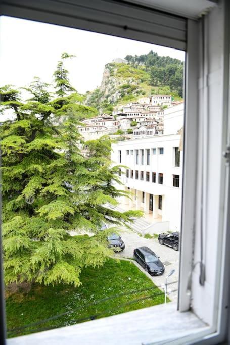 Magda Studio In Berat Center Экстерьер фото