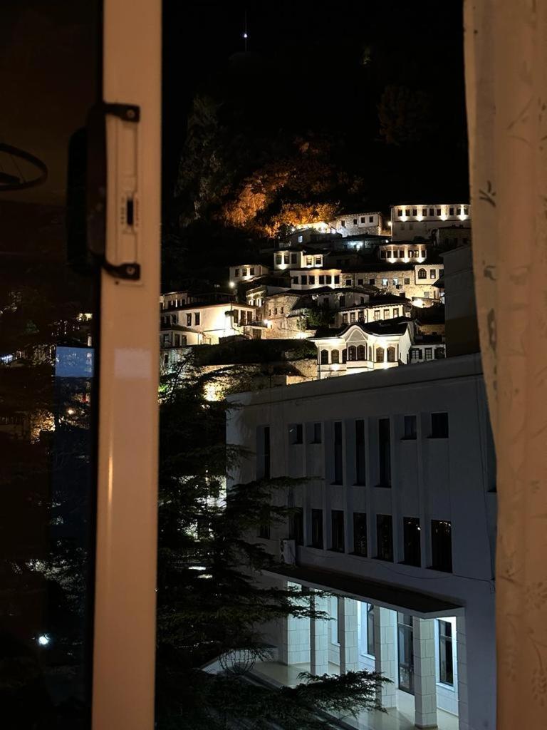 Magda Studio In Berat Center Экстерьер фото